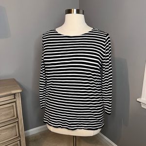 Old Navy Black and White Striped Shirt Size XL